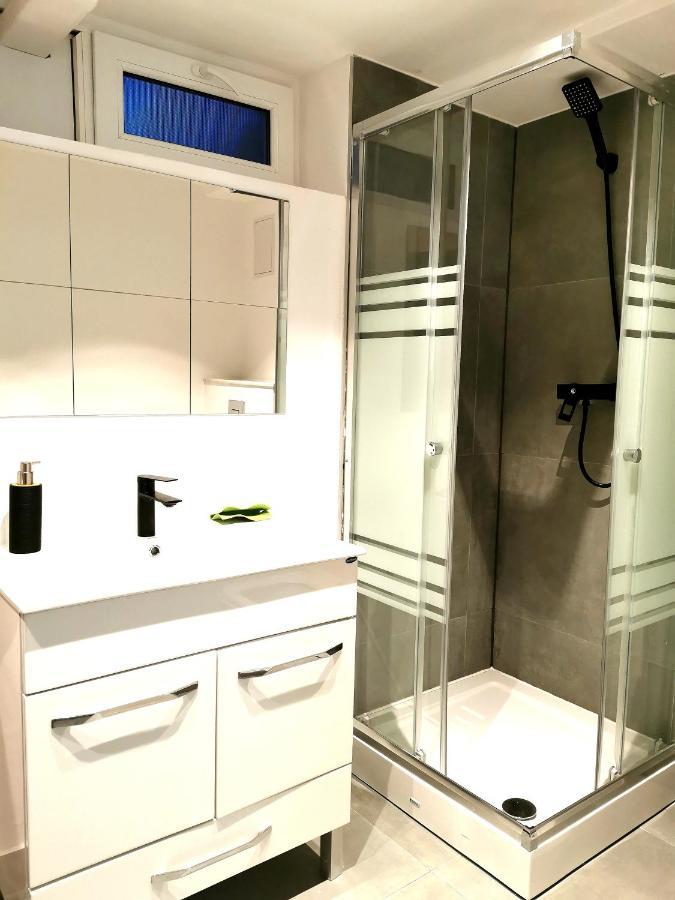 Uranus Studio Apartman Karácsonkő Kültér fotó